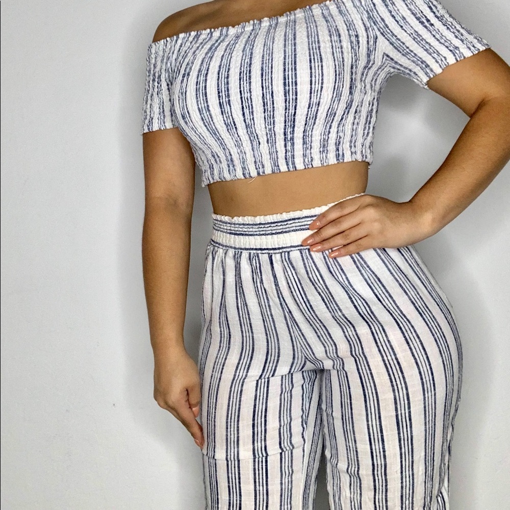 Crop top and pants set